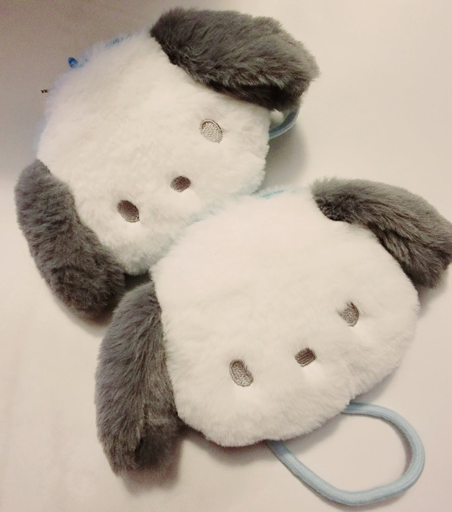 Pocha Fluffy Wristlet Coin Pouch